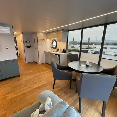 Hausboot Fjord Mobydick In Mit Dachterrasse *